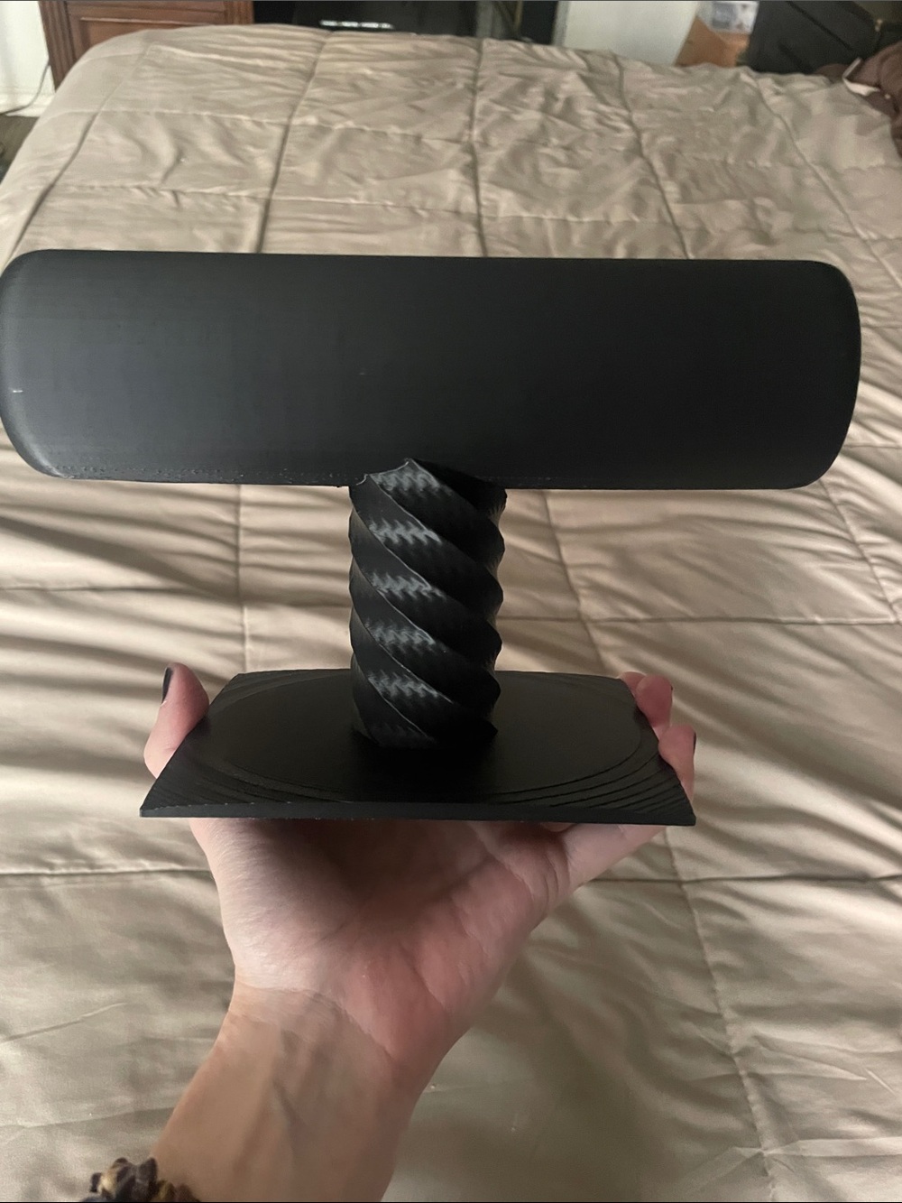 Black Bracelet Stand